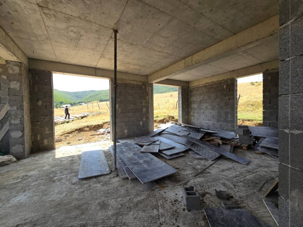 იყიდება 7 ოთახიანი აგარაკი მცხეთაში